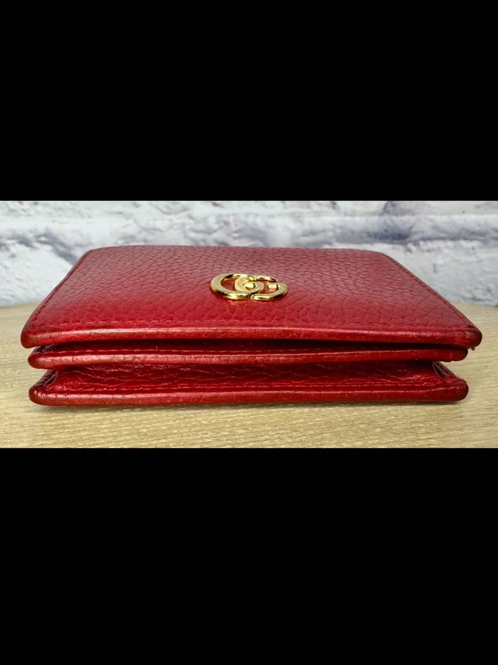 Gucci Red Pebbled Leather Card Holder with Gold Double G Hardware